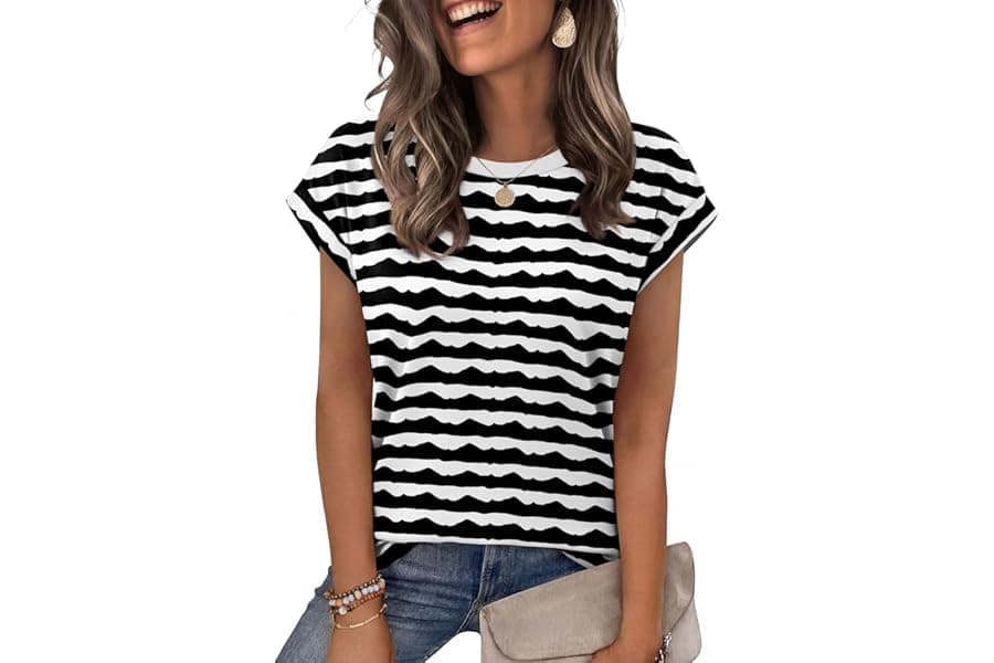 Women's Summer Crew Neck Tees - Casual Trendy Tunics