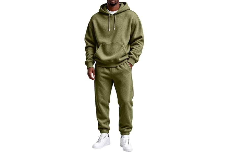 Cozy Men's Sweatsuits for Winter Workouts