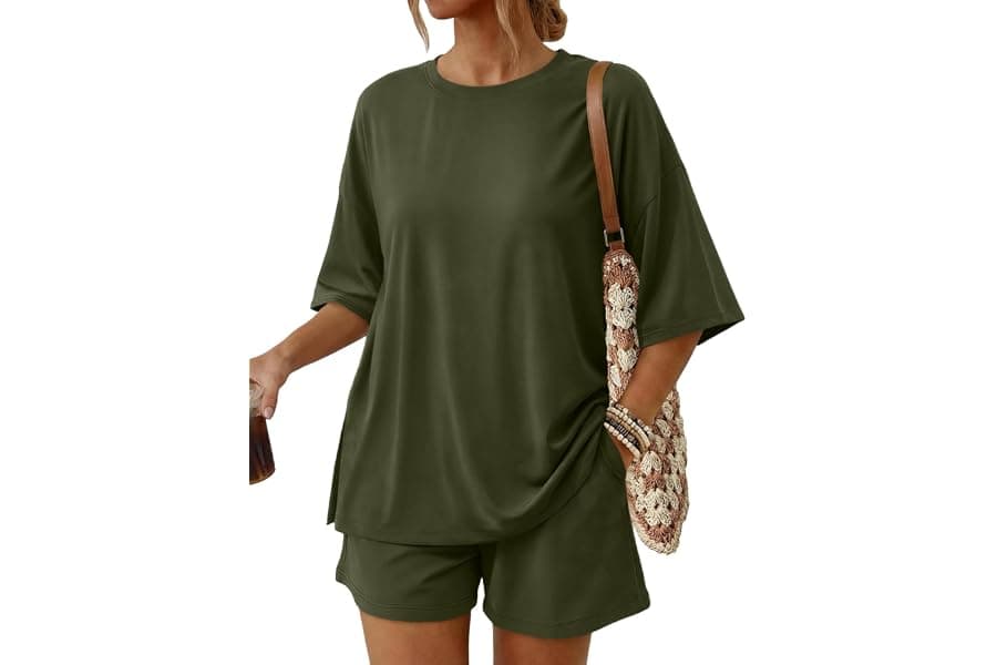 Summer 2-Piece Set: Oversized Top & Loose Shorts
