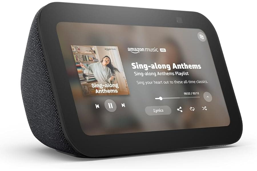 Smart Display with Enhanced Audio for Voice Control