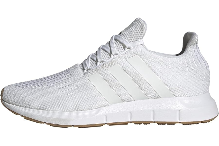 Best Casual Lace-Up Sneakers for Everyday Wear