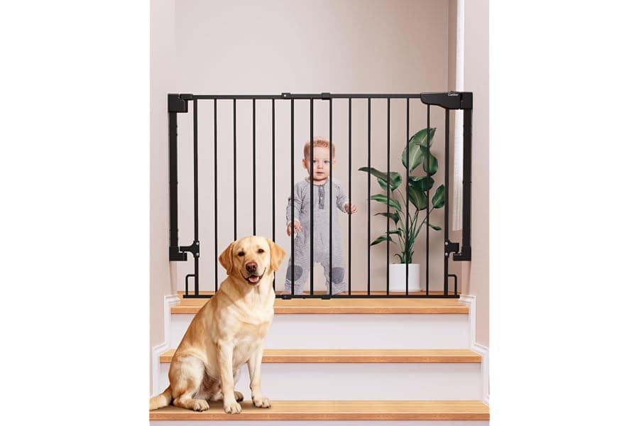 Auto-Close Hardware-Mounted Stair Gate