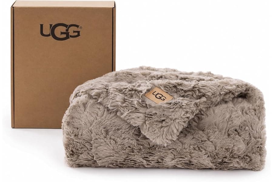 Luxury Faux Fur Throw Blanket for Cozy Comfort