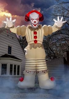 Giant Pennywise Inflatable Halloween Yard Decoration